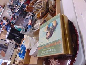 lot 3226 image: Contents of Tabletop