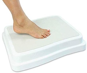 lot 1472 image: Bath Step (4 inch) - Slip Resistant Shower Stepping Stool