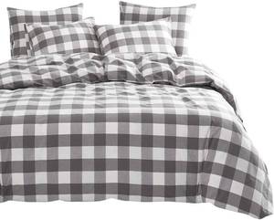 lot 1708 image: Wake In Cloud - Gray Plaid Duvet Cover Set, 2 Pillow Cases, Buffalo Check Gingham Geometric Checker Pattern in Grey White, 100% Washed Cotton Bedding (Queen Size)