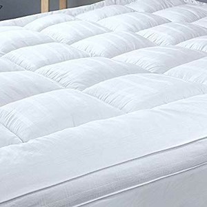 lot 1806 image: THE DUCK AND GOOSE CO Upgraded 3-Inch Extra Thick Mattress Topper with 100% Cotton Cover, Full Size, New & Improved Down Alternative Bed Topper for Optimum Cushioning & Support, Breathable