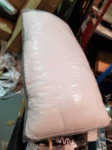 lot 9633 image: Utopia Bedding Gusseted Quilted Pillow (2-Pack) Premium Quality Bed Pillows - Side Back Sleepers - Grey Gusset - King - 18 x 36 Inches