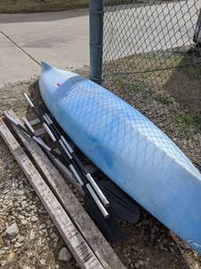 lot 939 image: Dingo XT 12Ft Kayak With Paddles