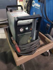 lot 2032 image: Hypertherm Powermax 600 plasma cutter