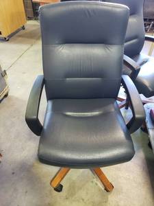 lot 2049 image: Office chair