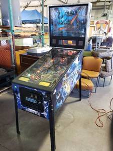 lot 2069 image: Avatar pinball game