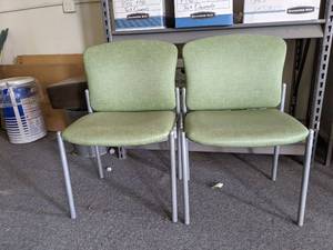lot 7013 image: (2) Green Cushioned Chairs