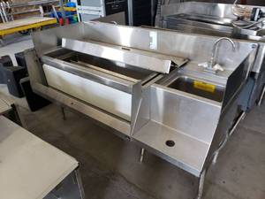lot 7041 image: Stainless bar ice well with cold plate and sink