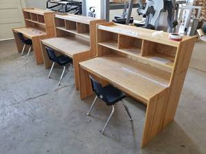 lot 7054 image: (3) Kids desks with chairs