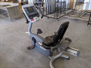 lot 7076 image: Precor C846I Stationary Bike