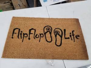 lot 4576 image: 17in x 29in Door Mat