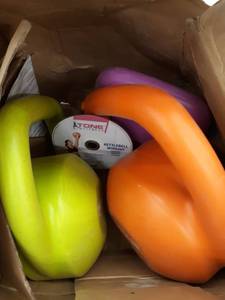lot 4747 image: Tone Fitness 30lb Kettlebell Set