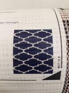 lot 4783 image: Area Rug 2 x 5