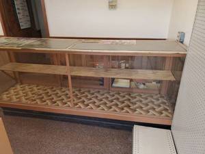 lot 126 image: Display Case