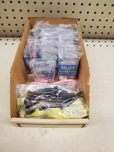 lot 320 image: 38 assorted leadheads soft baits and stringer