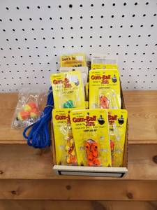 lot 367 image: 38 oz Gum ball sinker Jigs and SinkNJigs