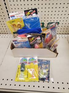 lot 434 image: Grass frogs - Boss Rats - Crank Bait - Weedless poppers and more