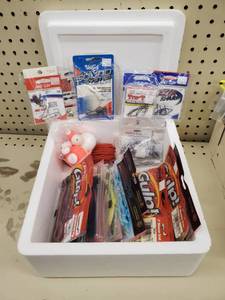 lot 438 image: 5qt cooler with soft bait - Hooks - Bullet weights
