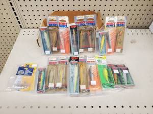 lot 477 image: Rapala Rebel Basswalleyepike Lures floating and sinking