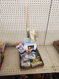 lot 509 image: Big assorted Lot Lures Hooks, line, soft bait, scale, Minnow Net