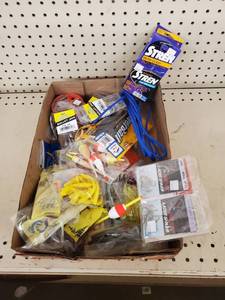 lot 521 image: Tackle box filler