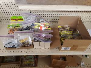 lot 532 image: Huge lot of Soft baits