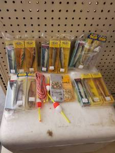 lot 540 image: Rapala Storm Swivels lot