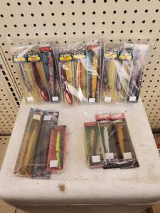 lot 557 image: Rapala - Storm - Mann lures and more Floating and Deep