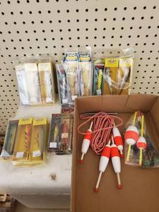 lot 562 image: Rapala - Storm Medium swim depth
