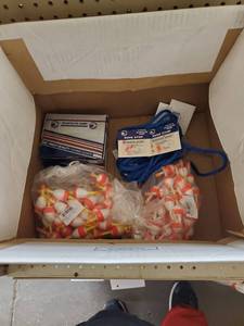 lot 581 image: Bobbers - Bobber Stops - Clear weighted bobbers - 2 stringers