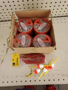 lot 610 image: (20) 43 piece pinch on sinker boxes
