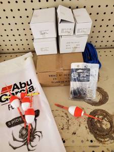 lot 622 image: Case of 3,5,70 treble hooks Case of stringers(12) and more