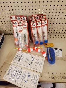 lot 625 image: 24 Smithwick Rattling Rogue lures and more