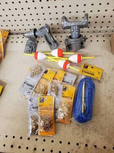 lot 627 image: Down Eastern Salty -inboard and side mount Rod holders and more