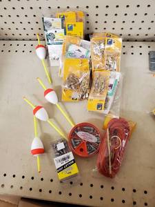 lot 629 image: Snap Swivels, Weights and more