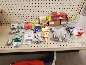 lot 630 image: Weights assorted and more