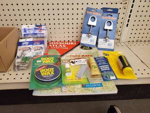 lot 636 image: Hooks, sharpener, split rings, Bow eye, Missouri Atlas and more