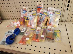 lot 644 image: Crank bait lures lot