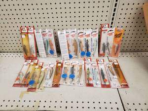 lot 664 image: Smithwick Rattling Rogue lot 28 lures