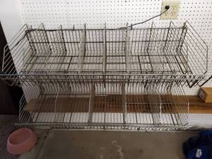 lot 717 image: 20 inch wide 3.5ft long wire Display Basket Rack