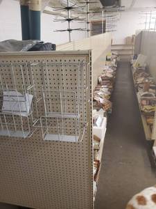 lot 5 image: UPDATED WIDTH DIMENSIONS Lozier (7) 4 ft Sections with endcap