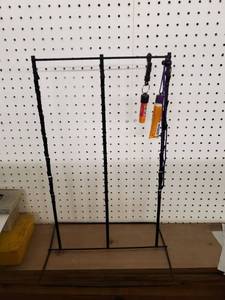 lot 53 image: display rack with clips