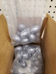 lot 55 image: 8 oz Egg Sinkers full case