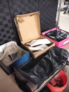 lot 8018 image: Lot of Boots and Heels