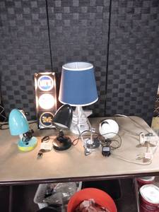 lot 8023 image: Lot of Lamps and More