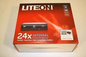 lot 8019 image: Liteon iHAS324 24X DVD-RW SATA Optical Disk Drive
