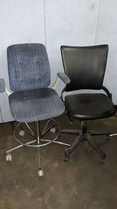 lot 1281 image: 2 tall office chairs