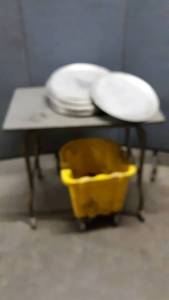 lot 1288 image: 17 14 pizza pans mop bucket an DC table