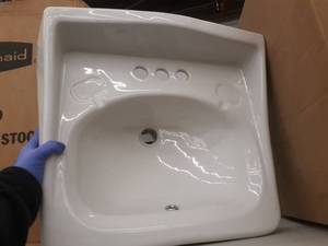 lot 1998 image: White Ceramic Sink