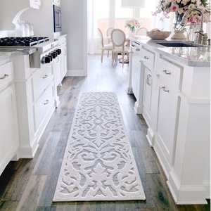 lot 506 image: My Texas House By Orian Lady Bird Area Rug