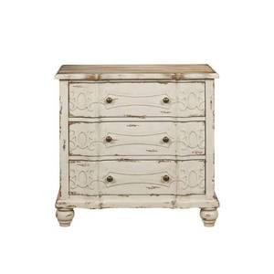 lot 524 image: Pulaski Ornate Overlay 3 Drawer Accent Storage Chest in weathered cream